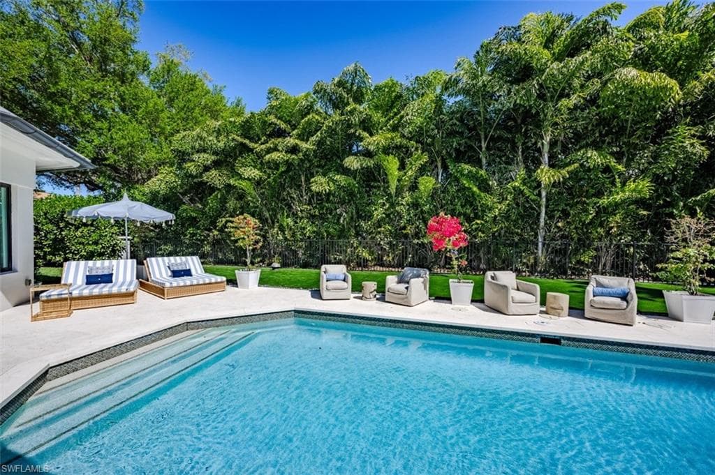 681 KATEMORE LN, NAPLES FL 34108-34