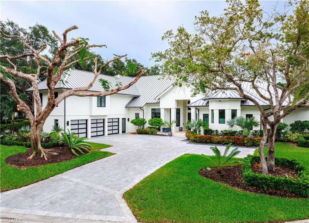 681 KATEMORE LN, NAPLES FL 34108-38