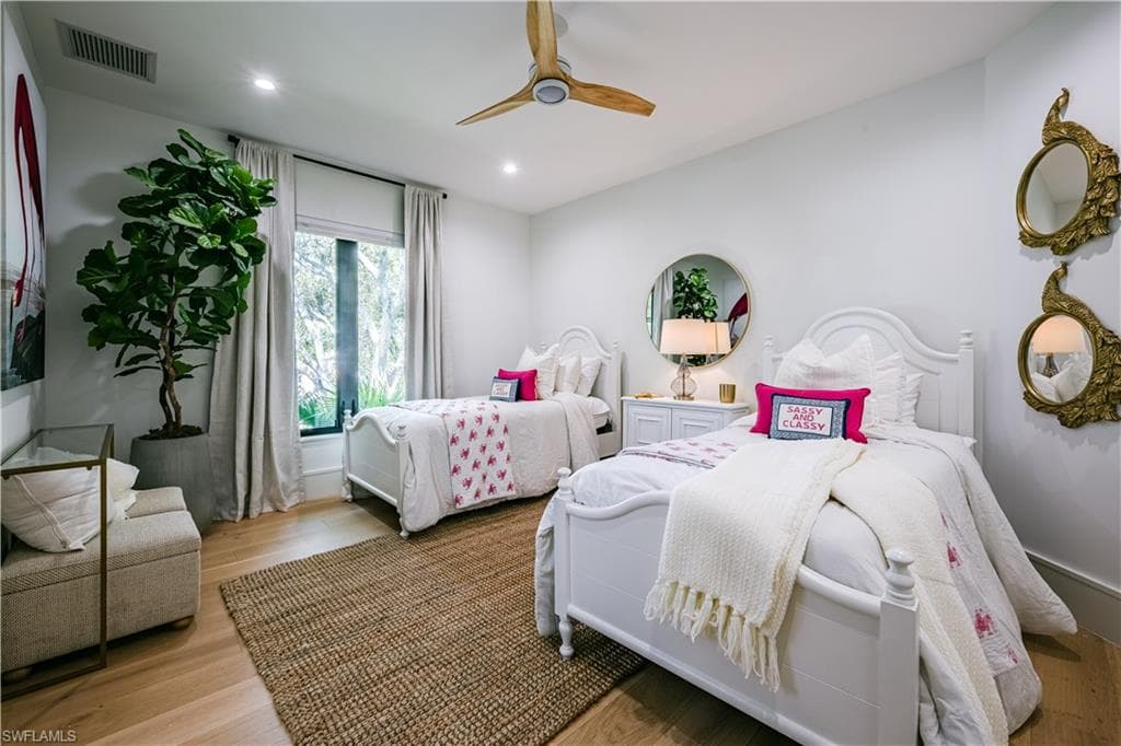 681 KATEMORE LN, NAPLES FL 34108-28