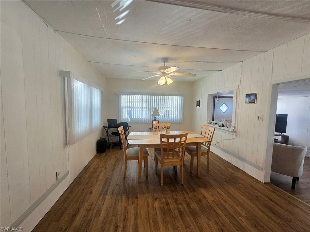 99 Moorhead MNR # 99, NAPLES FL 34112-12