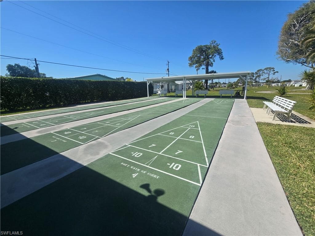 99 Moorhead MNR # 99, NAPLES FL 34112-24