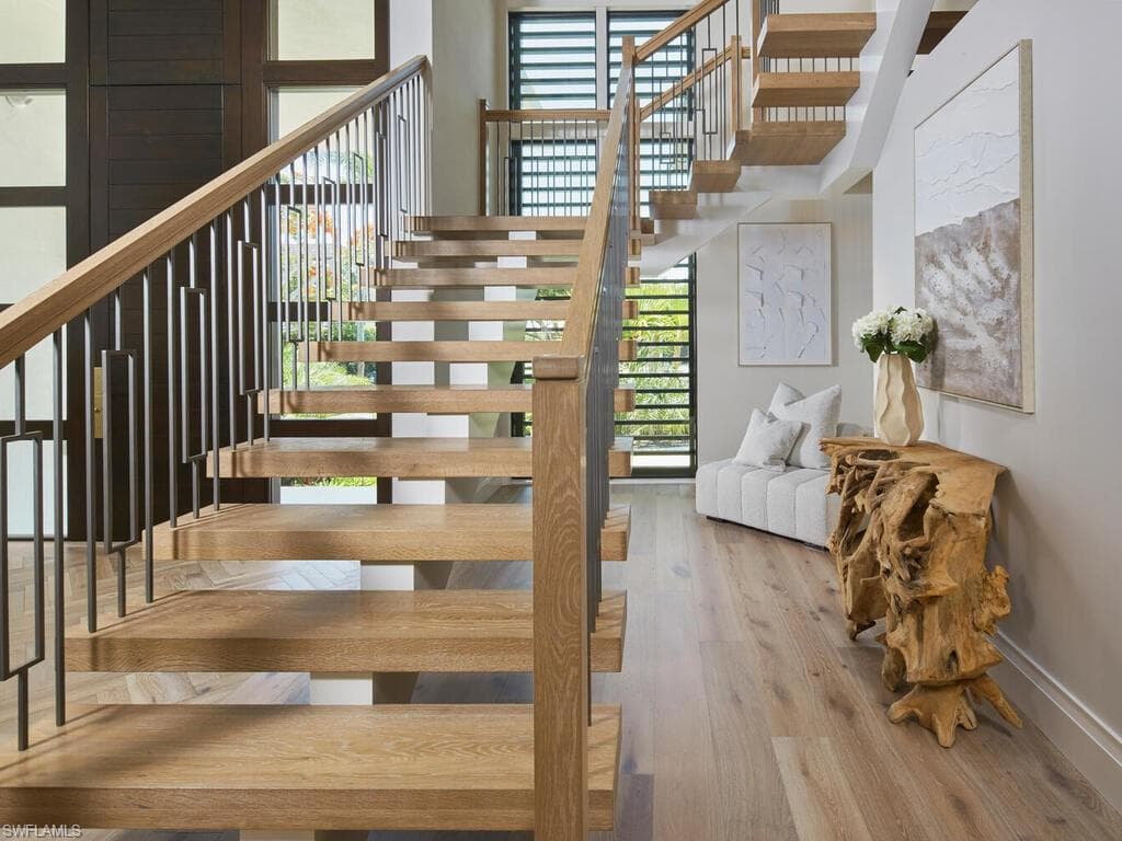 595 16th AVE S, NAPLES FL 34102-21