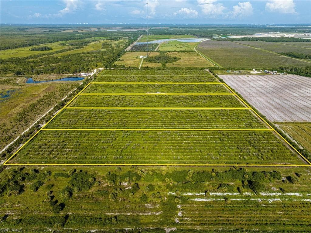 21995 Carter RD, ESTERO FL 33928-10