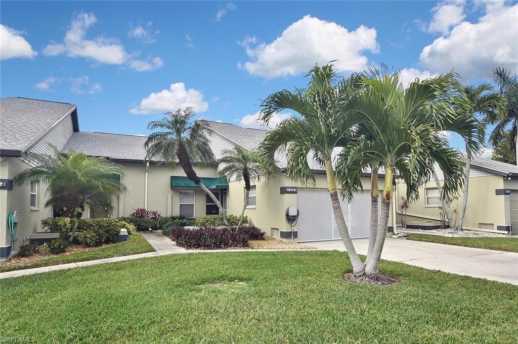 2202 McGregor Park CIR, FORT MYERS FL 33908-1