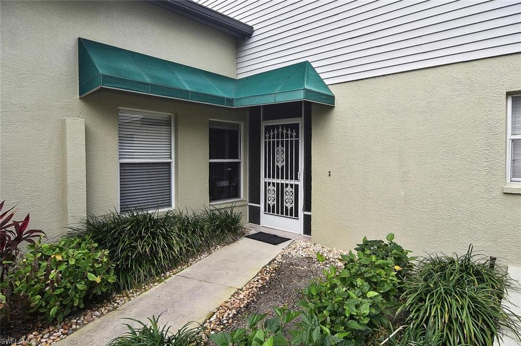 2202 McGregor Park CIR, FORT MYERS FL 33908-2