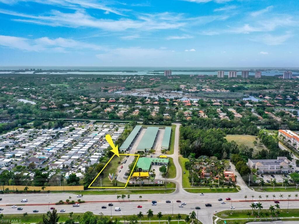 Tamiami TRL S, BONITA SPRINGS FL 34134-1