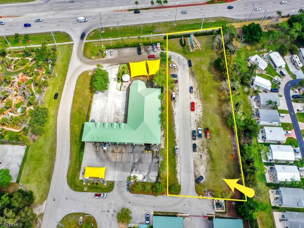 Tamiami TRL S, BONITA SPRINGS FL 34134-3