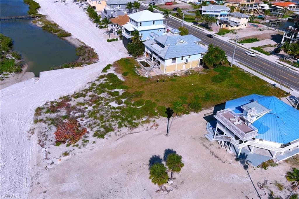 8236 Estero BLVD, FORT MYERS BEACH FL 33931-8