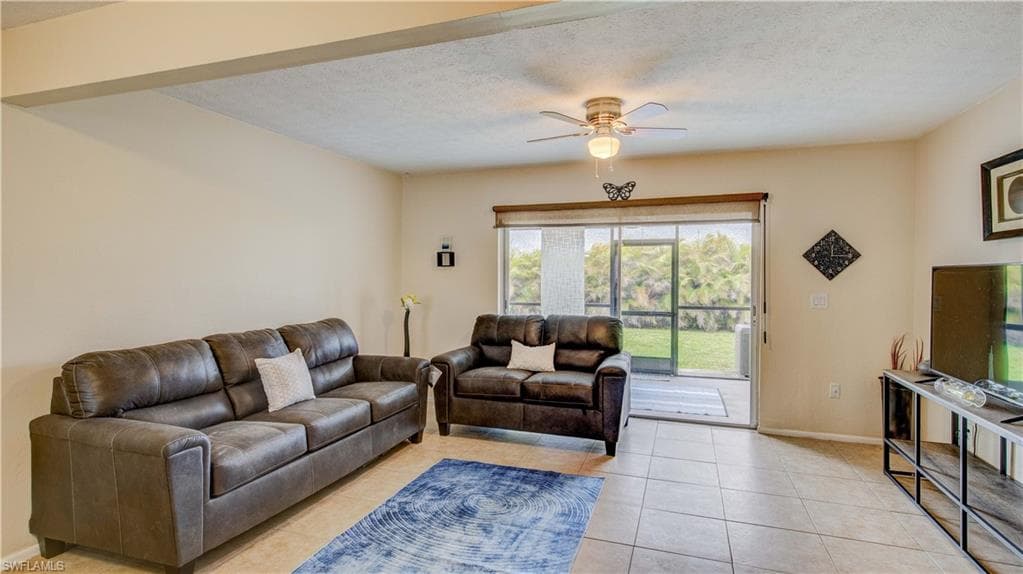 4514 SW 8th PL # 11, CAPE CORAL FL 33914-9