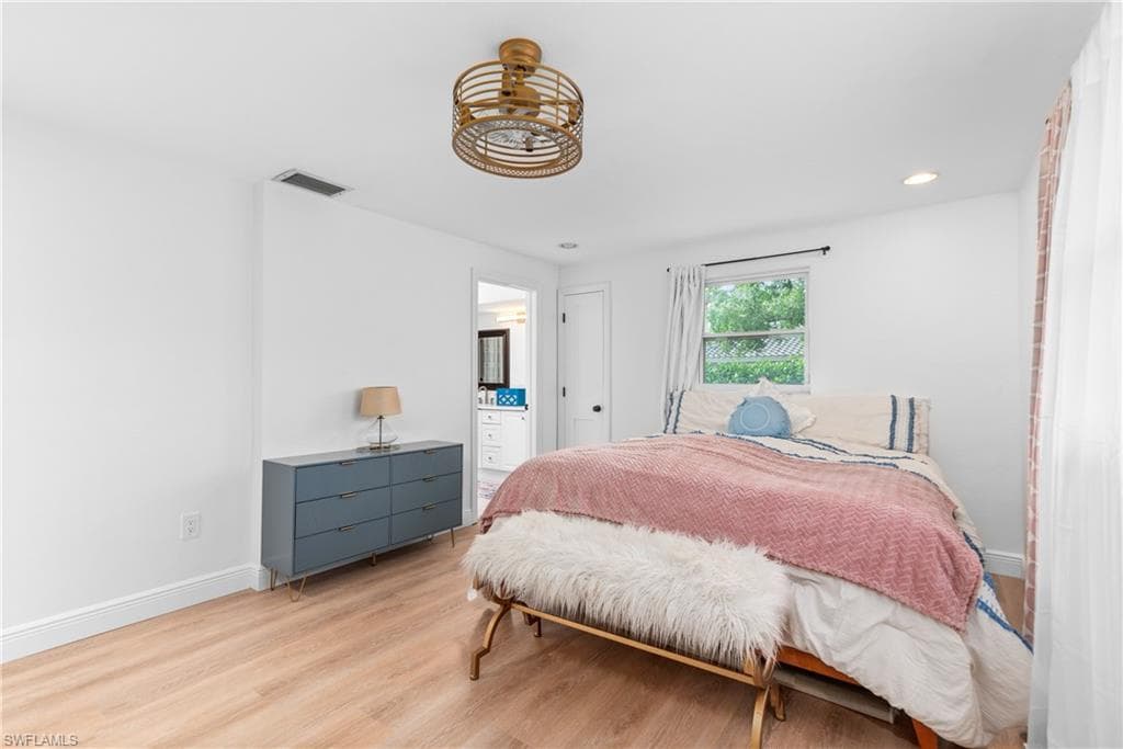 237 Burning Tree DR, NAPLES FL 34105-15