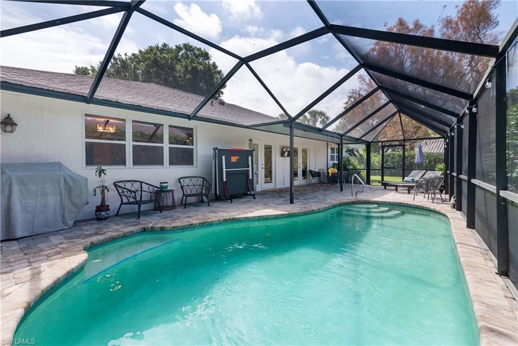 237 Burning Tree DR, NAPLES FL 34105-23