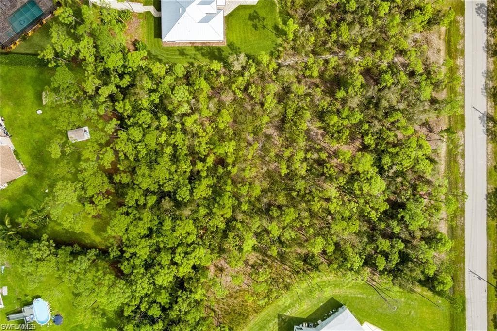 24166 Melaine LN, BONITA SPRINGS FL 34135-4