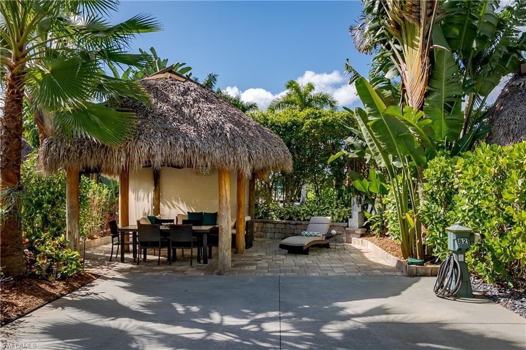 13584 Snook CIR, NAPLES FL 34114-2