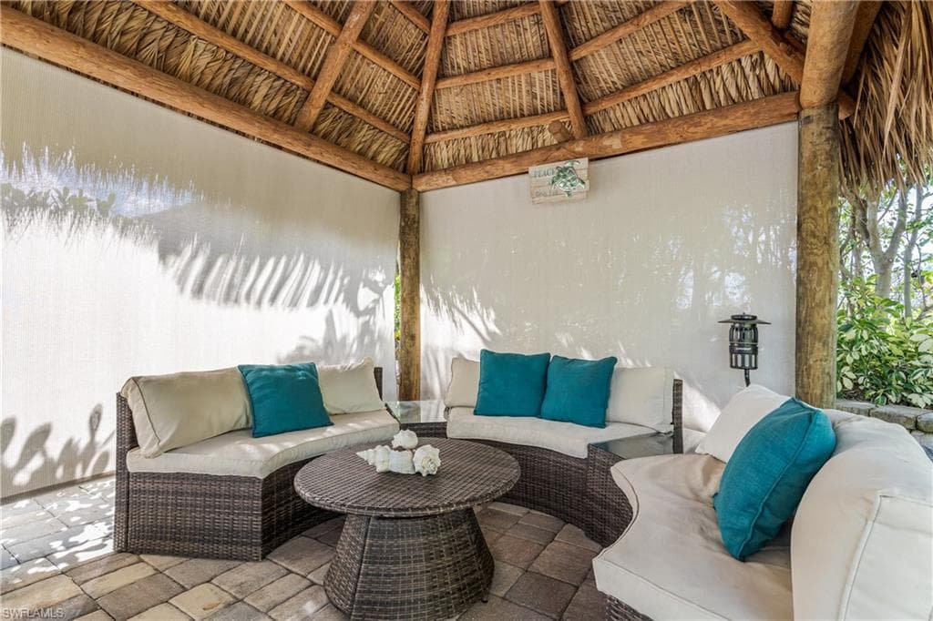 13584 Snook CIR, NAPLES FL 34114-7