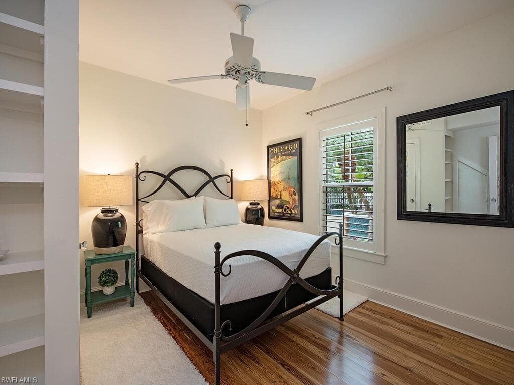 680 8th AVE S, NAPLES FL 34102-19