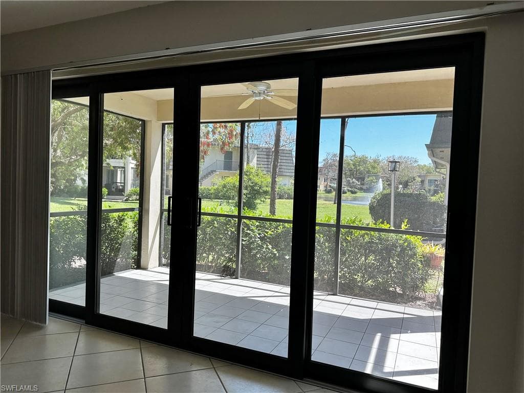 1712 Bald Eagle DR # 1712A, NAPLES FL 34105-13