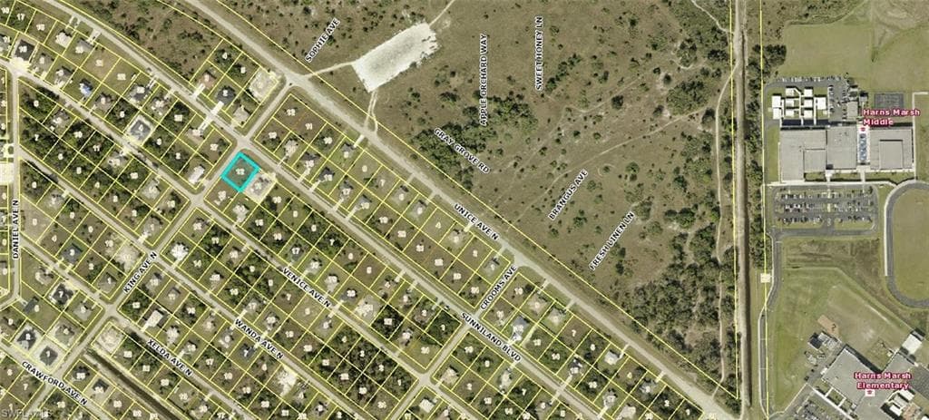 2563 Sunniland BLVD, LEHIGH ACRES FL 33971-1