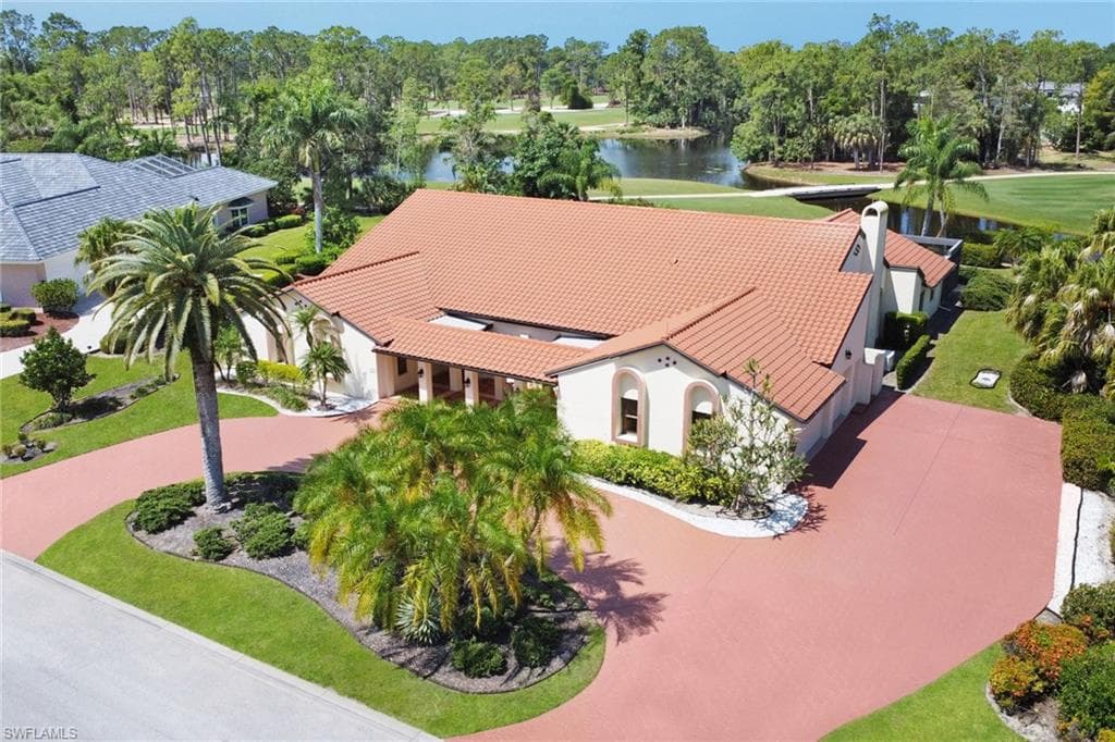 4724 Oak Leaf DR, NAPLES FL 34119-1