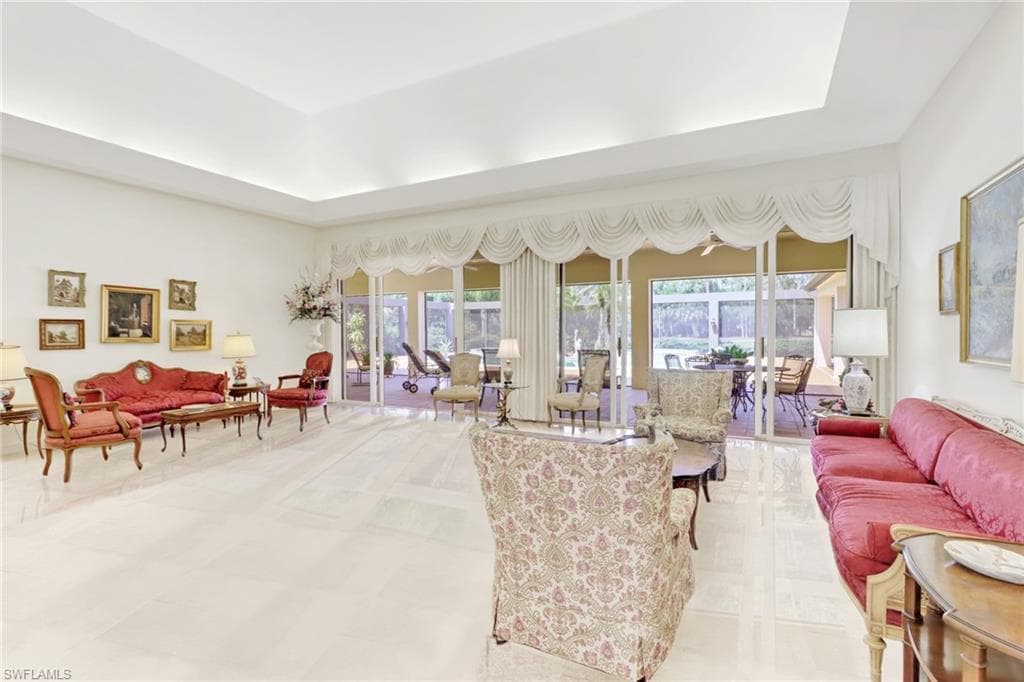 4724 Oak Leaf DR, NAPLES FL 34119-2