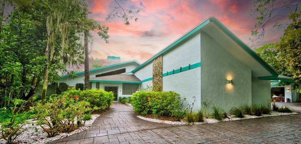 4324 Butterfly Orchid LN, NAPLES FL 34119-1