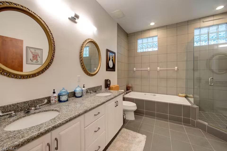 4324 Butterfly Orchid LN, NAPLES FL 34119-19