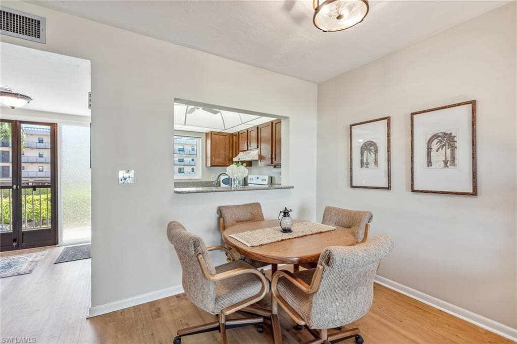 807 River Point DR # 105D, NAPLES FL 34102-5