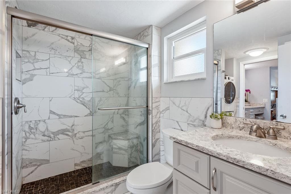 807 River Point DR # 105D, NAPLES FL 34102-11