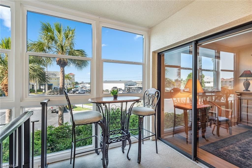 807 River Point DR # 105D, NAPLES FL 34102-14