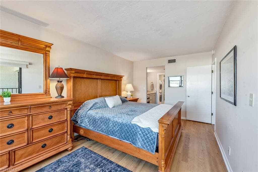 807 River Point DR # 105D, NAPLES FL 34102-10