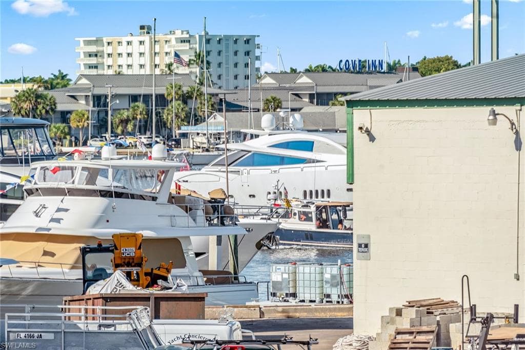 807 River Point DR # 105D, NAPLES FL 34102-34