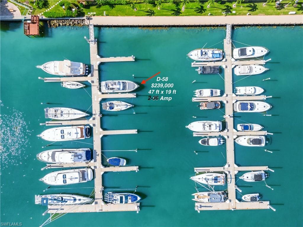 1081 Bald Eagle DR, MARCO ISLAND FL 34145-1