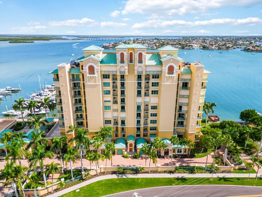 1081 Bald Eagle DR, MARCO ISLAND FL 34145-15