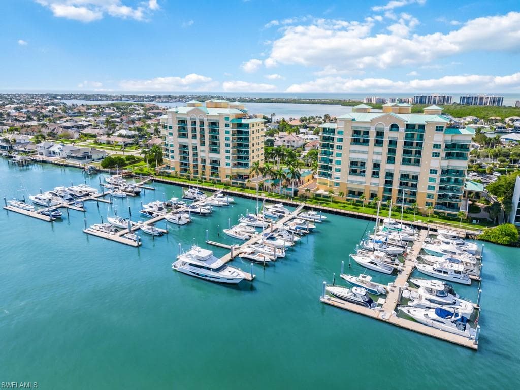 1081 Bald Eagle DR, MARCO ISLAND FL 34145-4