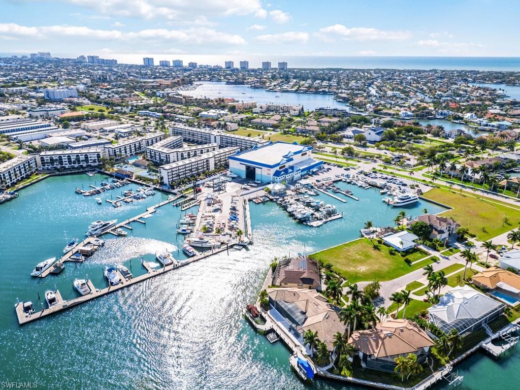 1081 Bald Eagle DR, MARCO ISLAND FL 34145-17