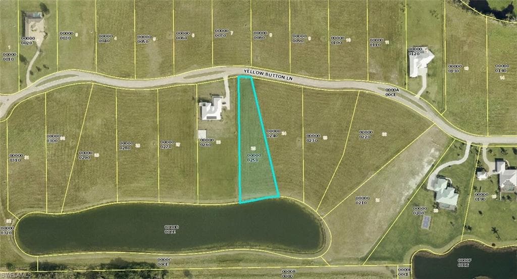 22776 Yellow Button LN, ALVA FL 33920-1