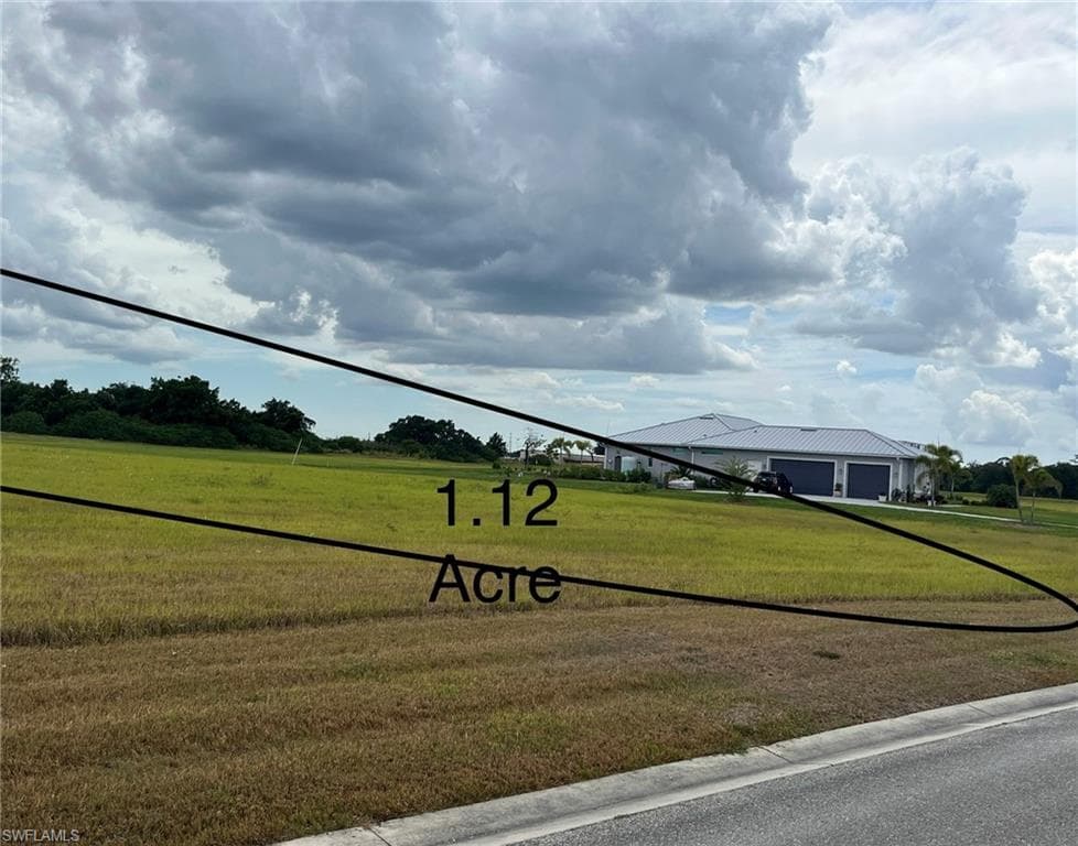 22776 Yellow Button LN, ALVA FL 33920-2