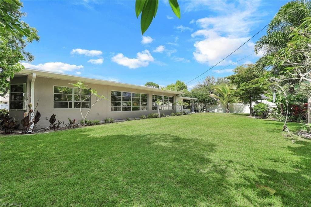 10320 River DR, BONITA SPRINGS FL 34135-28