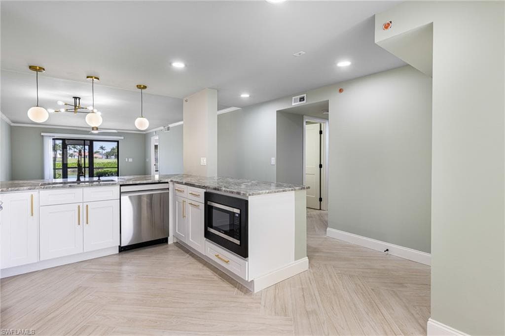 16380 Kelly Cove DR # 301, FORT MYERS FL 33908-5