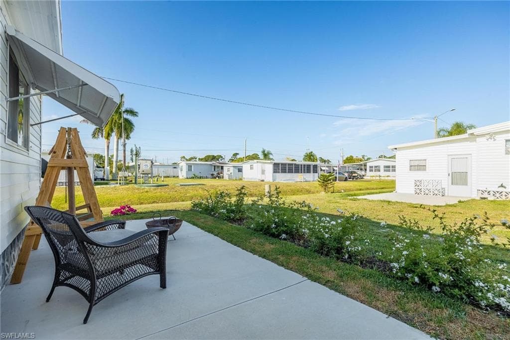 820 Peaceful DR, NORTH FORT MYERS FL 33917-35