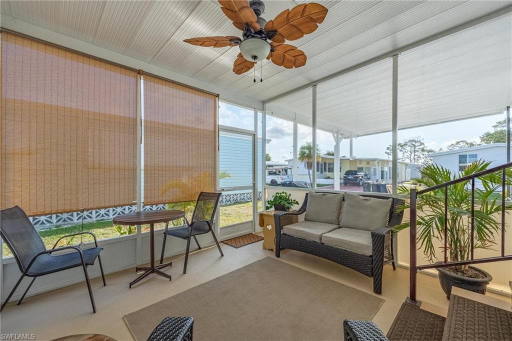 820 Peaceful DR, NORTH FORT MYERS FL 33917-30