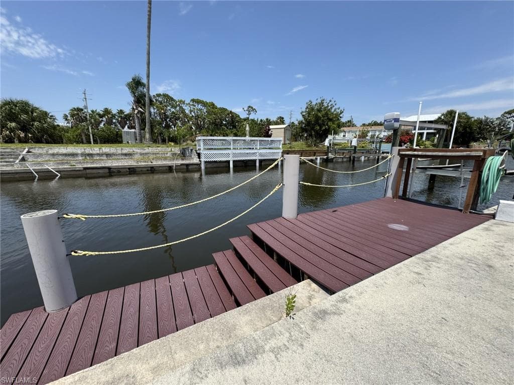 4696 Leilani LN, BONITA SPRINGS FL 34134-8