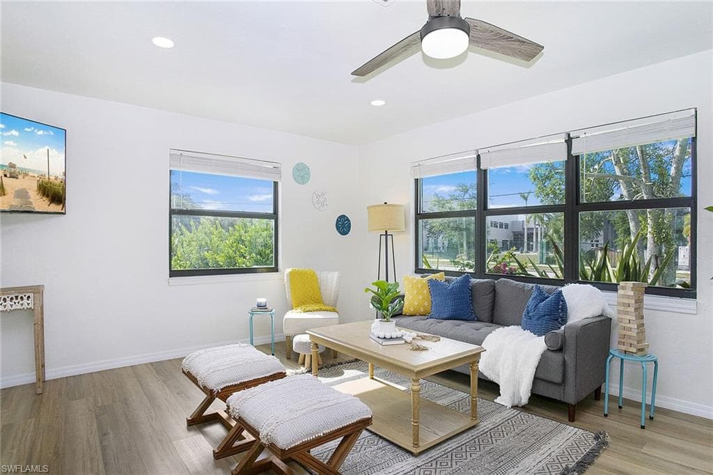 3455 Estey AVE, NAPLES FL 34104-2