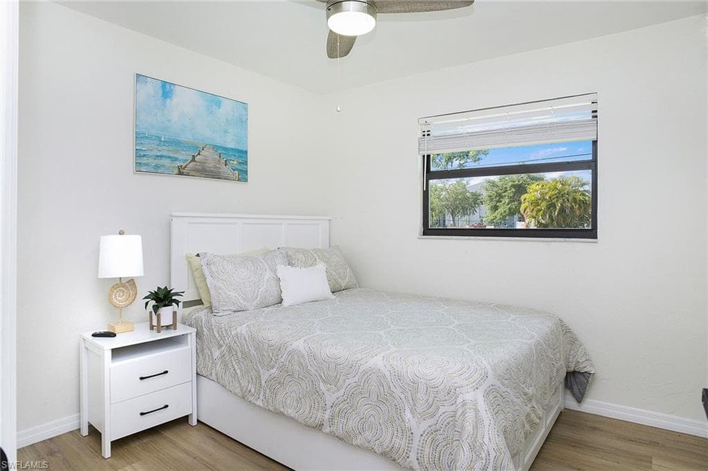 3455 Estey AVE, NAPLES FL 34104-7