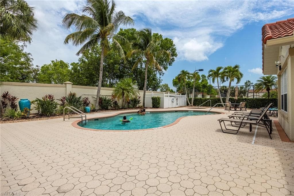 15153 Oxford CV # 2304, FORT MYERS FL 33919-47