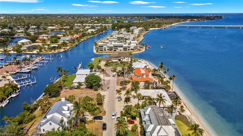 592 Lighthouse WAY, SANIBEL FL 33957-19