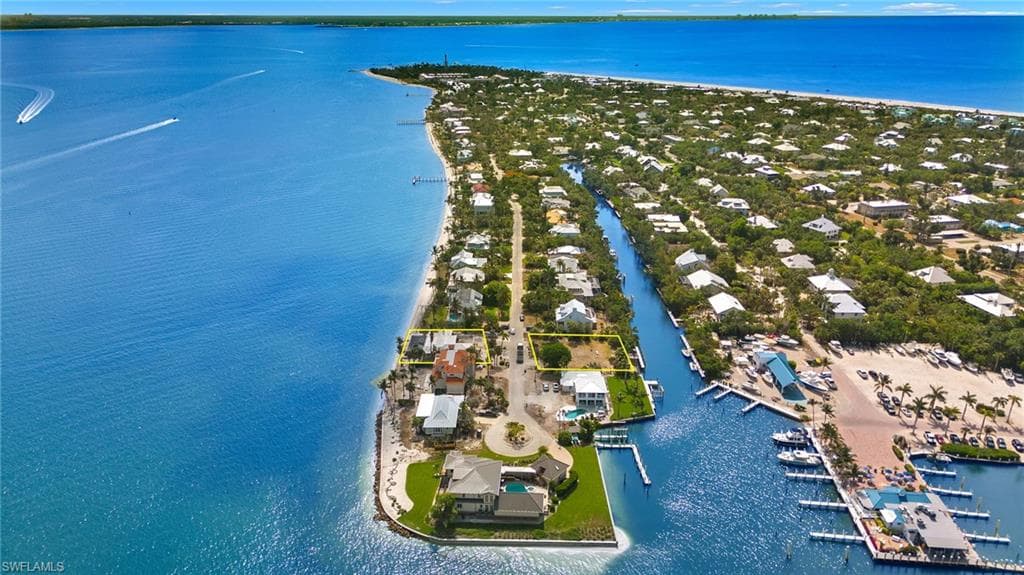 592 Lighthouse WAY, SANIBEL FL 33957-37