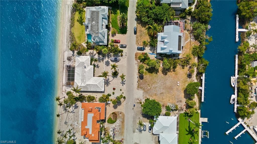 592 Lighthouse WAY, SANIBEL FL 33957-28