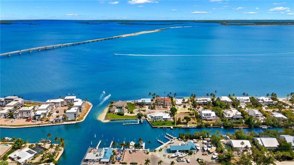 592 Lighthouse WAY, SANIBEL FL 33957-20