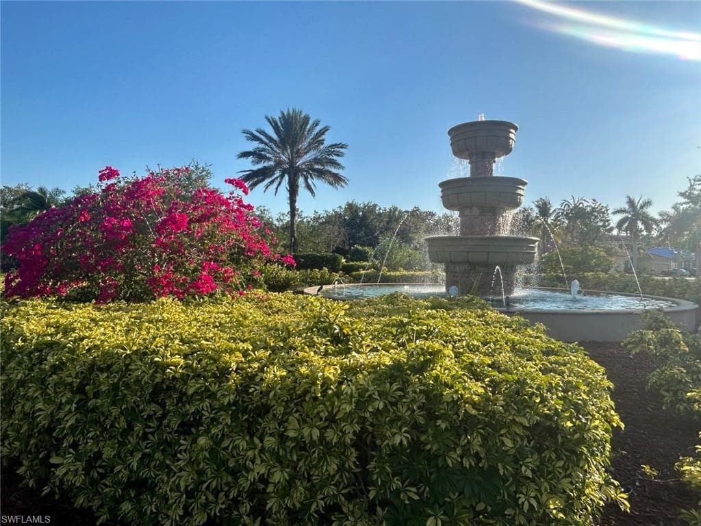 8591 Athena CT, LEHIGH ACRES FL 33971-3