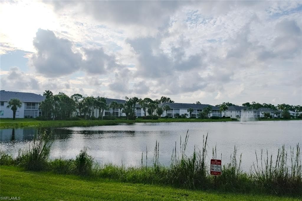 345 Gabriel CIR # 2411, NAPLES FL 34104-12